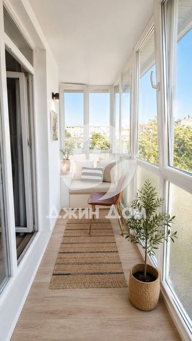 Продава се Двустаен апартамент в Бургас, Възраждане - 73 кв.м за 2261 €/кв.м - Снимка #11