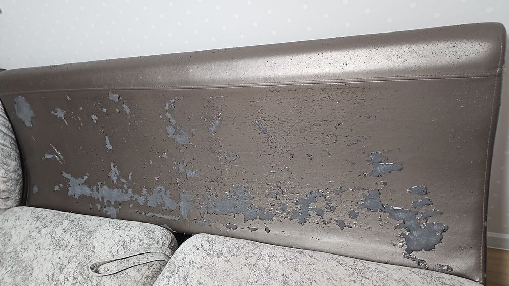 Диван , кожу перетягивать , СРОЧНО