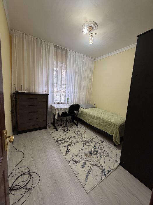 Срочно сдам квартиру сергели 3 4х/2/5 500&