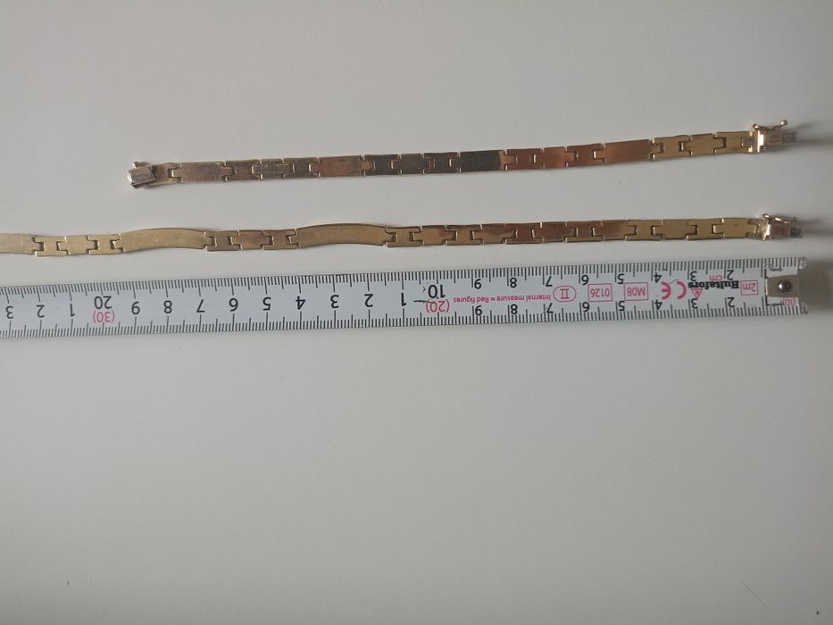 Vând set bijuterii aur 14K,se vinde doar set,gramaj,lanț 19,13,Bratara 8.54,cercei 3.32,inel4.62.