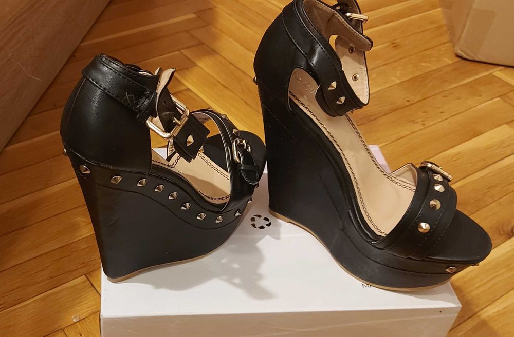 Уникални дамски сандали/ обувки на платформа