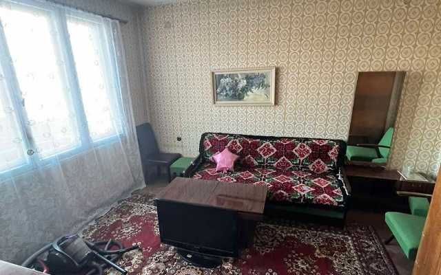 Продава се Четиристаен апартамент в Търговище, Център - 85 кв.м за 1428 €/кв.м - Снимка #6