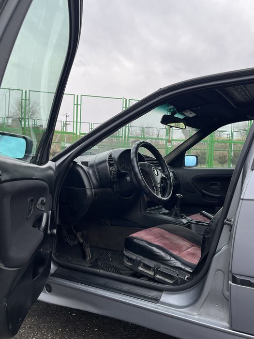 BMW E36 • 1991 г. • 2.5 M50B25 • МКПП