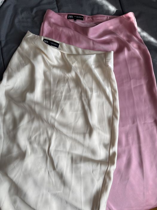 Пола Zara, панталон и къси гащи CLICHE, гащеризон Zara