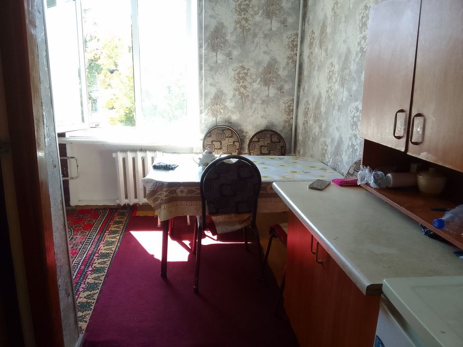 Чилонзор 3 та 2 хонали квартира ижара 4 кизга квартира