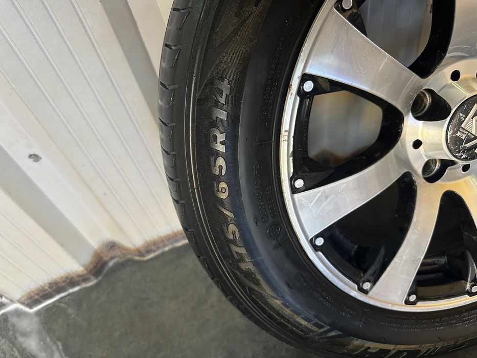 Сатылады размер 14