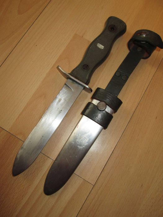 Боен Нож  1970те HSK70 Германия