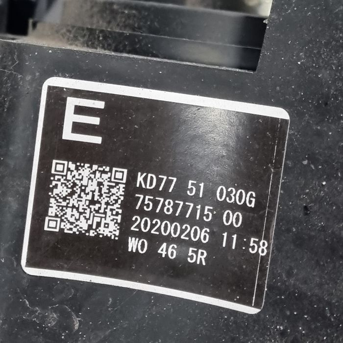 Far Dreapta Mazda CX - 5 - SUV 4 Usi (1450) Cu lupă
