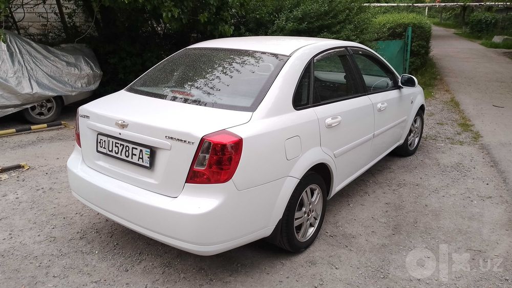 Продается Chevrolet Lacetti 1.8 2 позиция