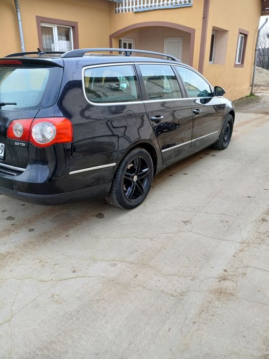 Vand sau schimb Vw Passat b6 2.0 tdi