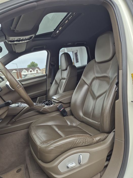 Porsche Cayenne 3.0 Diesel 240 cai Trapa Incalzire Scaune an 2010