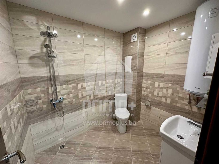 Продава се Двустаен апартамент в Велико Търново, Център - 70 кв.м за 1572 €/кв.м - Снимка #5