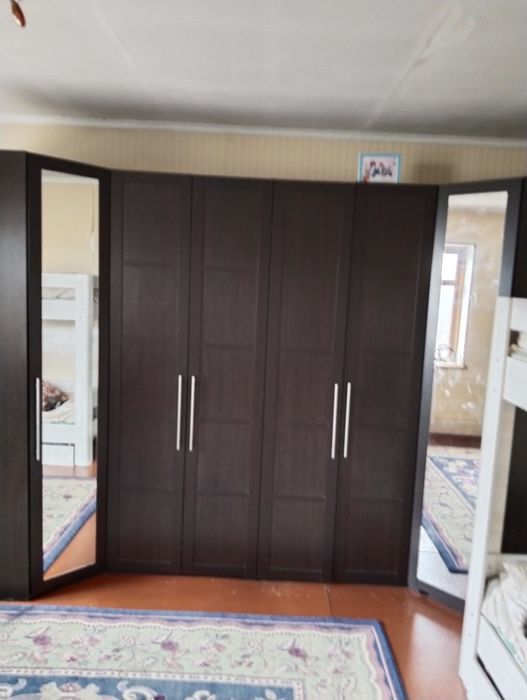 Шкаф огромный большой