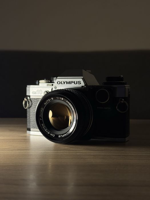 Camera foto film Olympus OM-10