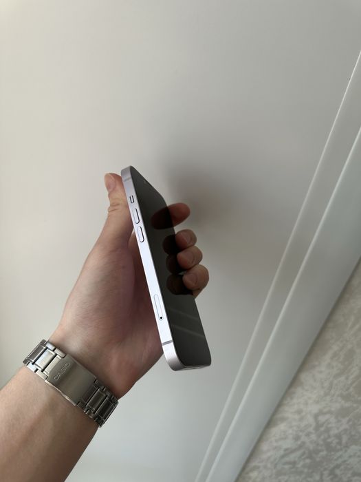 Iphone 14 в идеальном состоянии