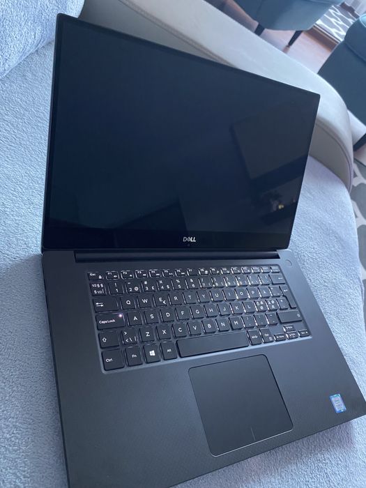 Laptop DELL XPS 9570 4k touch screen etc