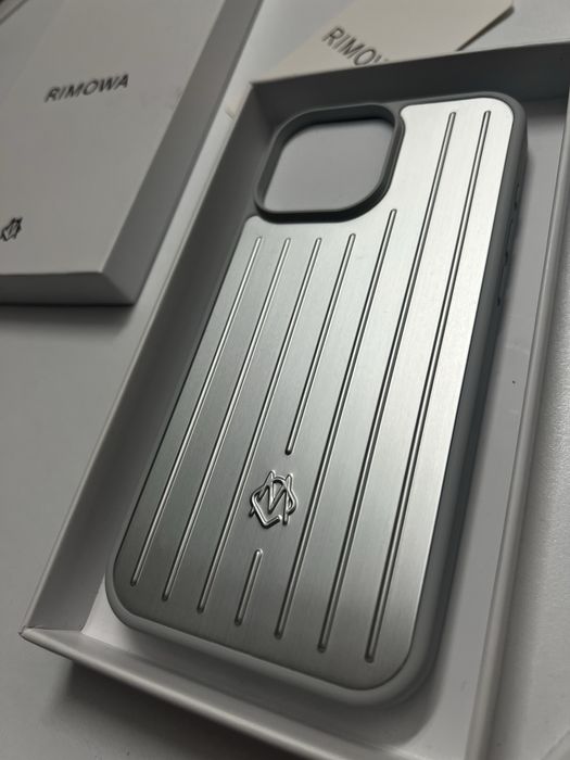 Husa Rimowa iPhone 16 Pro Max