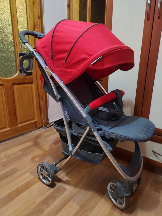 Каляска прогулочная