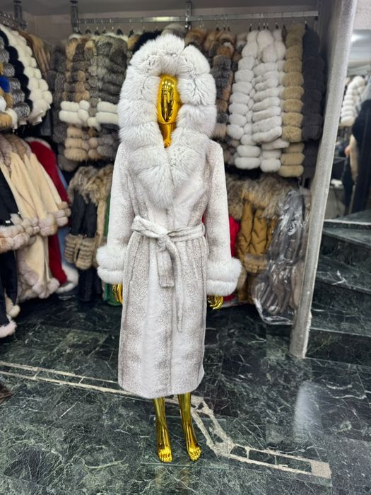 Haină de blană naturală