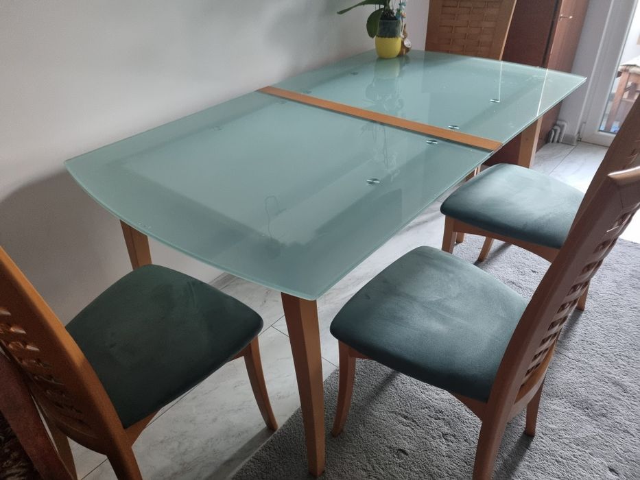 Vand masa + 4 scaune