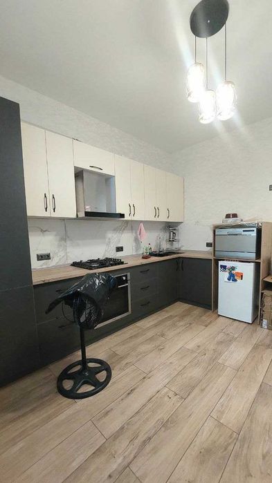 Продаётся 1х комн квартира на 2 этаже Ор-р  Аэропорт