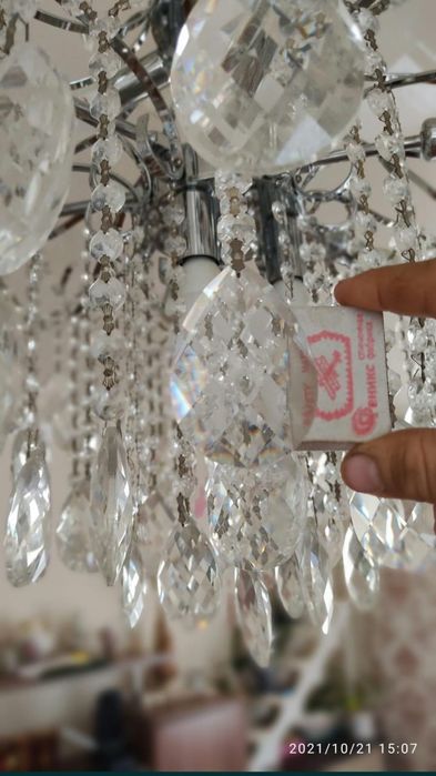Хрустальная люстра
