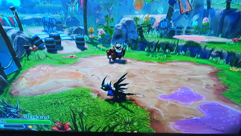 Skylanders чипове с герои, предмети и допълнителни нива