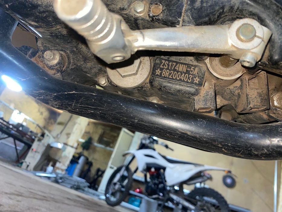 Продам мотоцикл 300 кубико