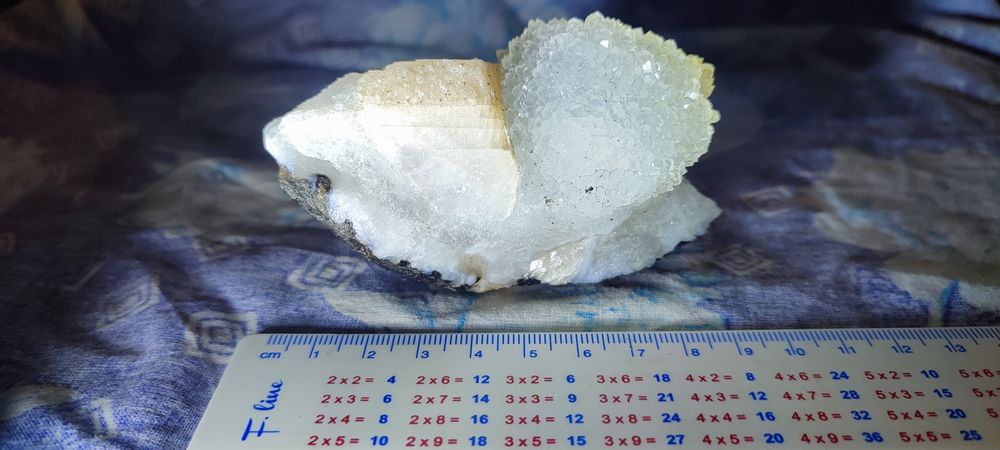 Кристали парчета Геоди от Родопите