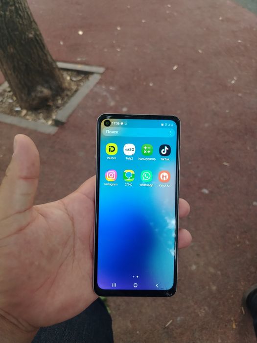 Продам телефон Samsung A21s память 32гб состояние отличное