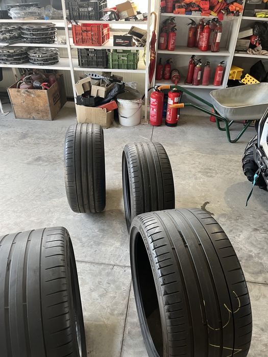 Pirelli Sport Package 245/35 R20 + 305/30 R21 Porsche 911/992 N