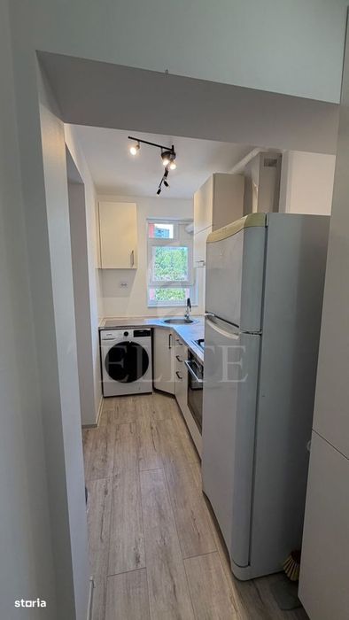 Apartament 2 camere în zona SALA POLIVALENTA