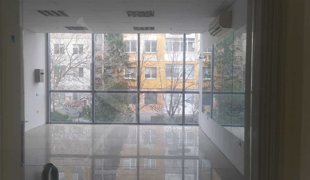 Продава се Магазин в Пловдив, Тракия - 127 кв.м за 2600 €/кв.м - Снимка #3