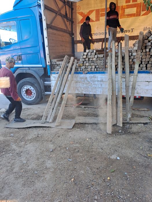 Stâlpi de beton  șpalieri de beton