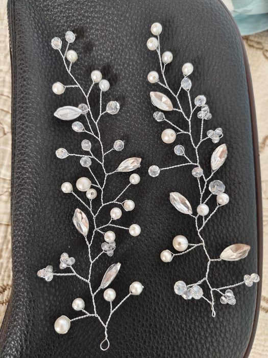 Продам  диадему. Цена за 2 пары