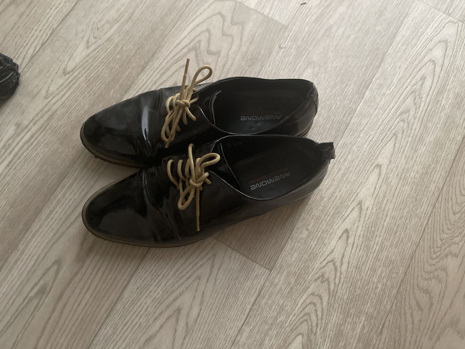 Балетки белые кожаные