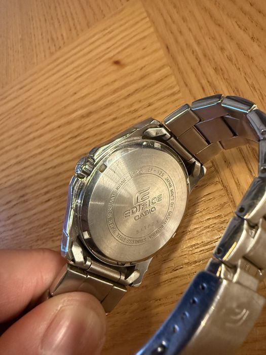 Casio EDIFICE  като нов Касио
