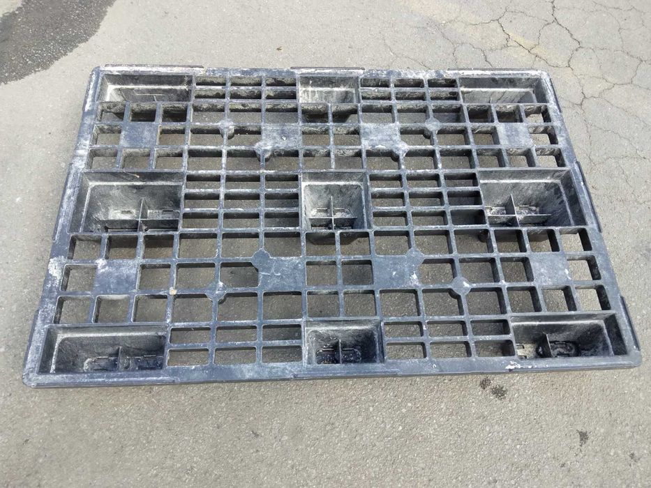 Пластмасови палета и пластмасови скари lobbi plast