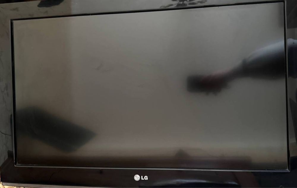 LG 32LK330 32″ LCD TV, ishlaydi