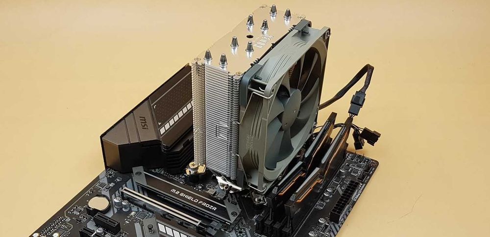 Охладител Noctua NH-U12S-REDUX 120mm, LGA 1150, 1151, 1155, 1156, 1200