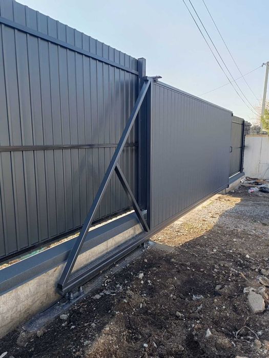 Заборы из профнастила и металлосайдинга с гарантией