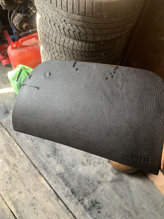 Bmw x5 e53 крышка airbag