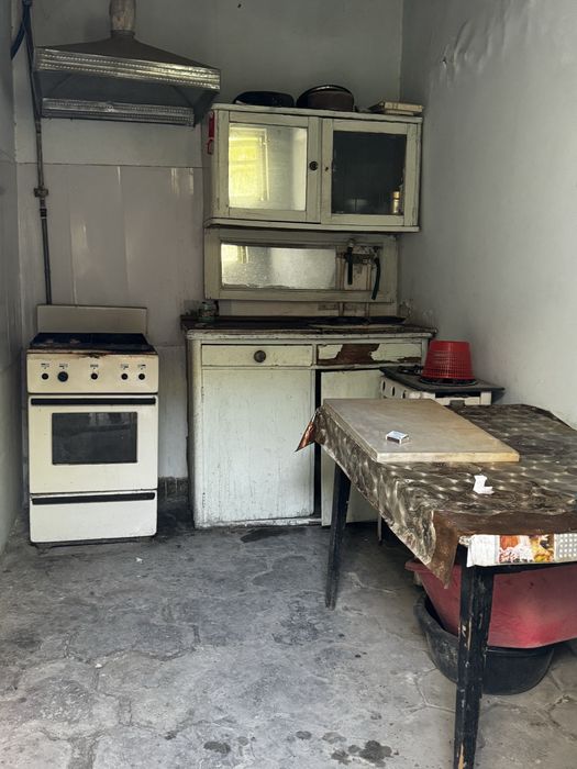 Ҳовли сотилади эски шахарда