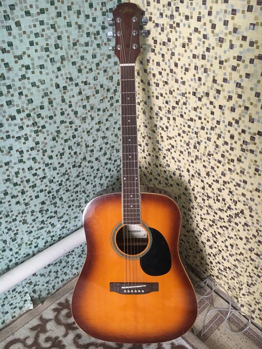 Акустическая гитара Aria