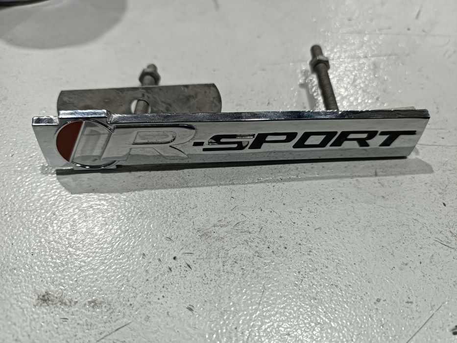 R-Sport emblena sotiladi