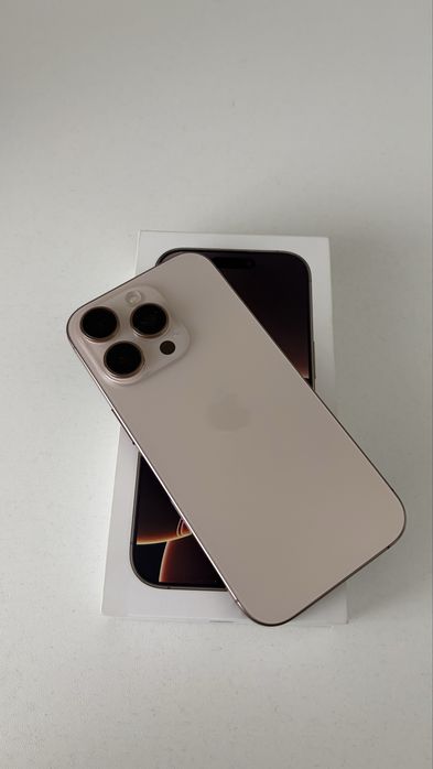 Айфон/ IPhone 16 Pro