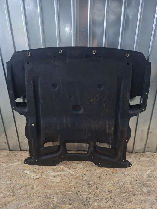 Scut motor BMW F10 F11 in stare foarte buna