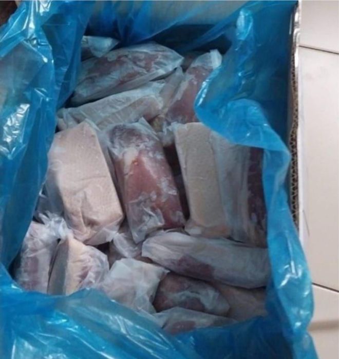 В продаже замороженное филе утки