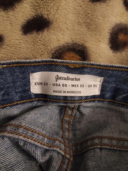 Джинсы с высокой посадкой