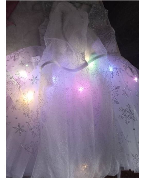 Продам карнавальное платье снежинка